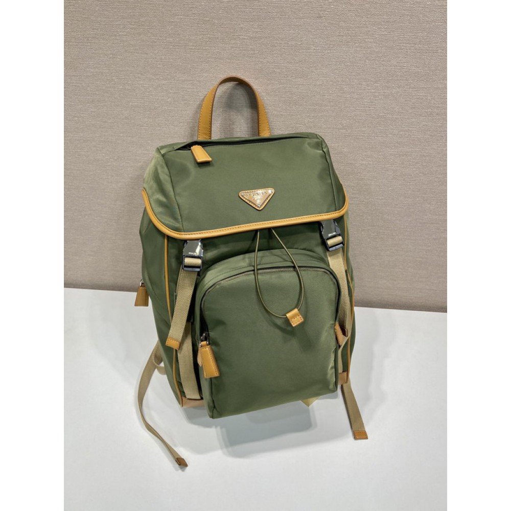 Prada backpack 45 x27x17cm Bags