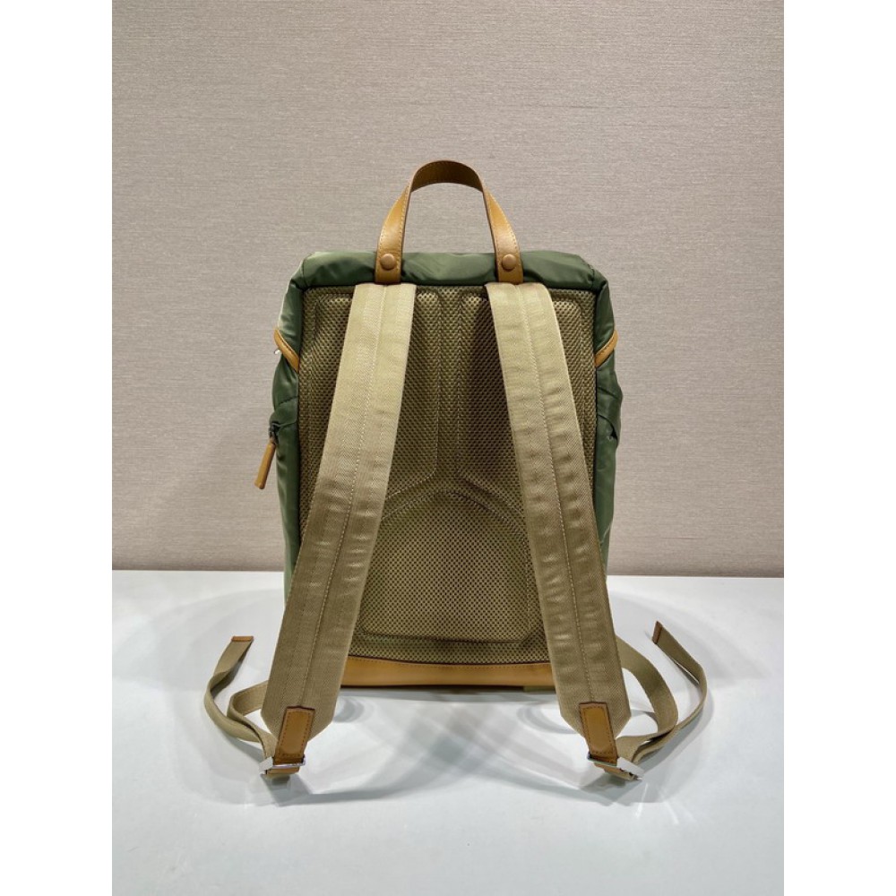 Prada backpack 45 x27x17cm Bags