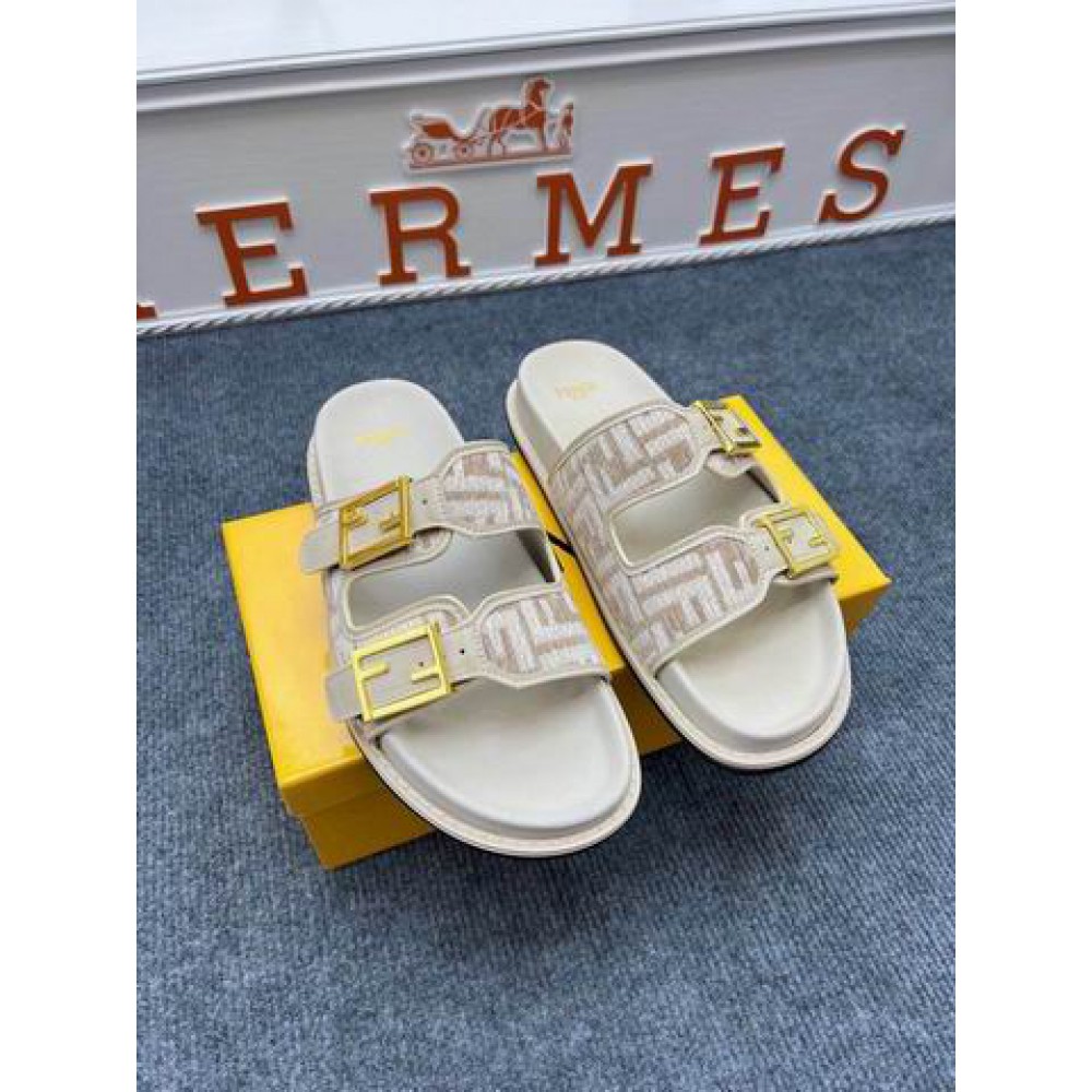 Fendi sandals 36-45 Shoes