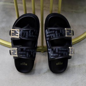Fendi sandals 36-45 Shoes