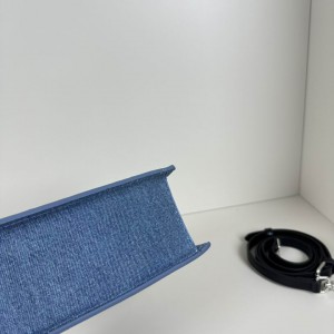 Jacquemus Le Chiquito moyen 18x13.5cm Bags