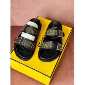 Fendi sandals 35-41 Shoes