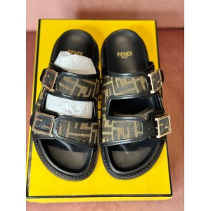 Fendi sandals 35-41 Shoes