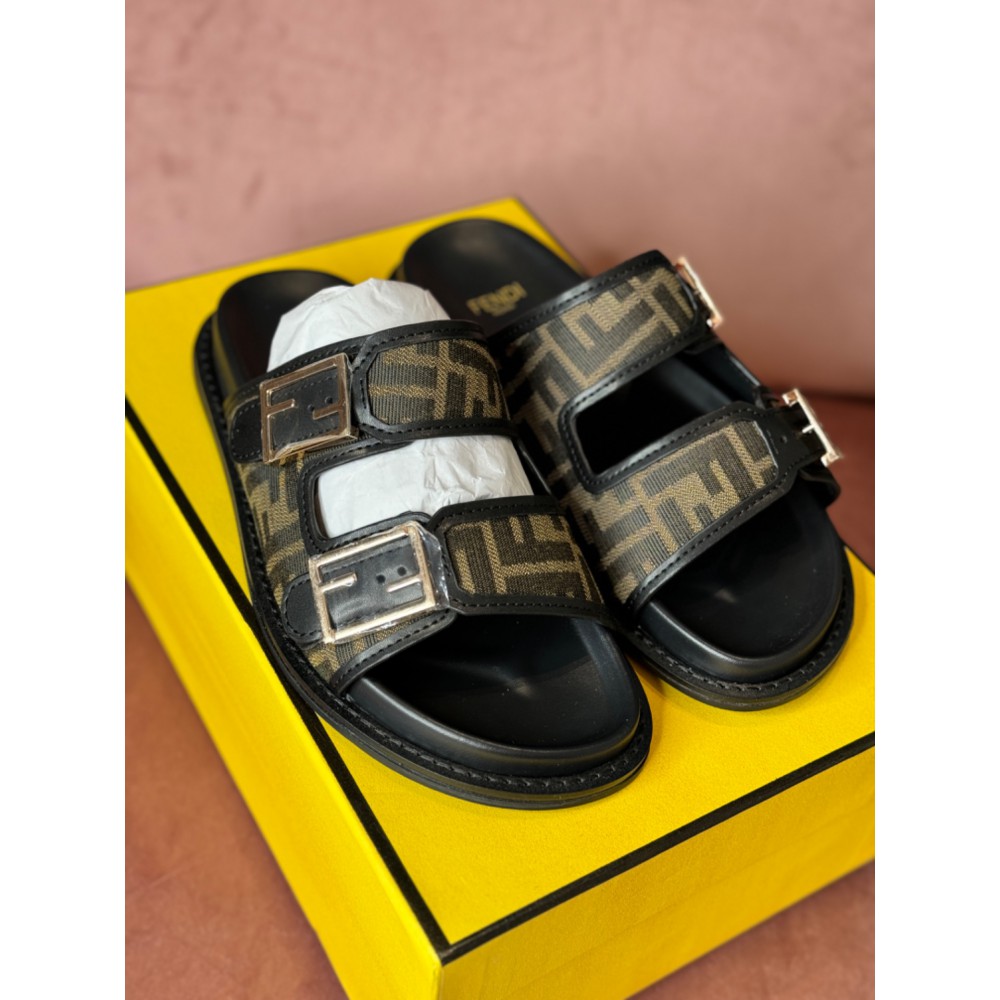 Fendi sandals 35-41 Shoes