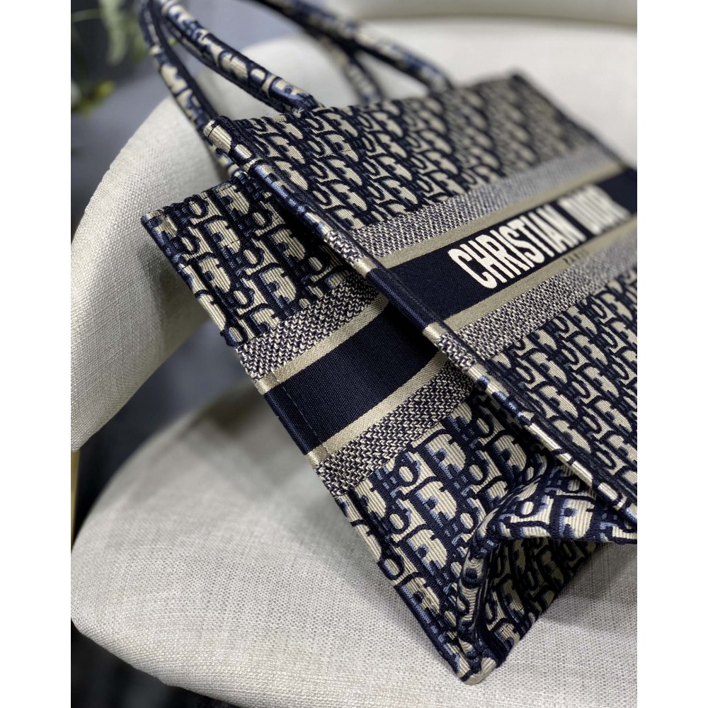 Dior Book Tote medium size 36.5 x 28 x 16.5 cm Bags