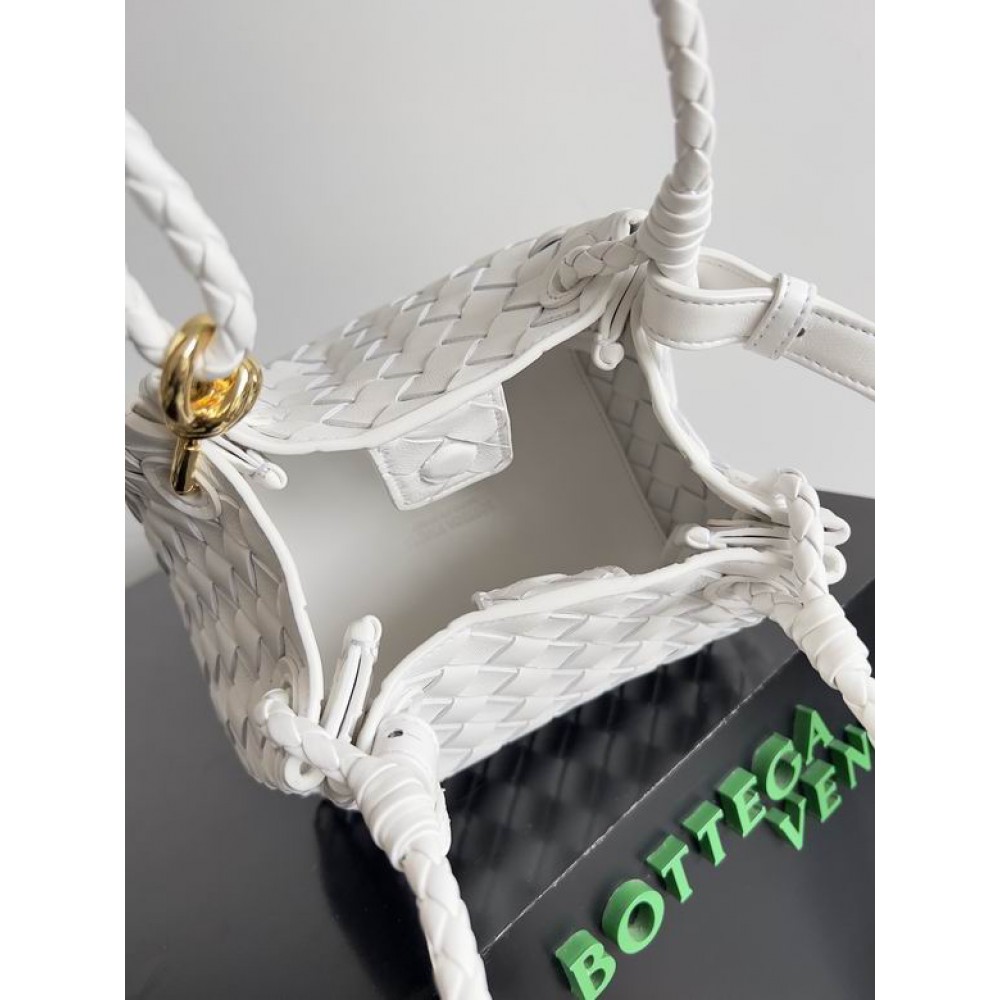 Bottega veneta Small Parachute bag 21x17x16,5cm Bags
