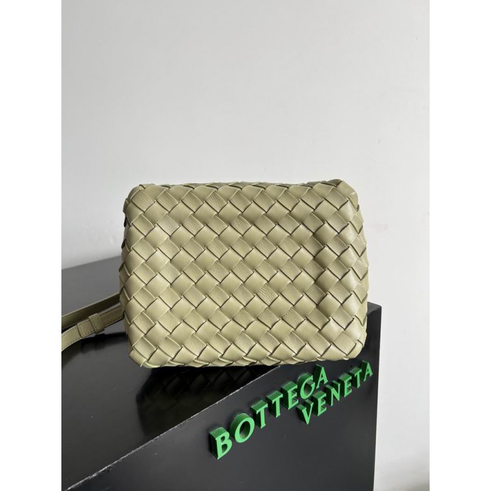 Bottega veneta Small Parachute bag 21x17x16,5cm Bags