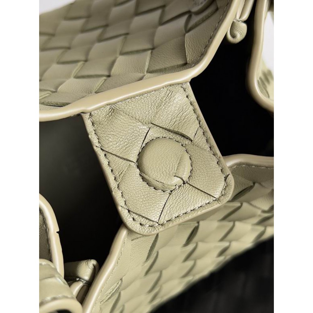 Bottega veneta Small Parachute bag 21x17x16,5cm Bags