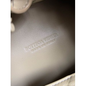 Bottega veneta Small Parachute bag 21x17x16,5cm Bags