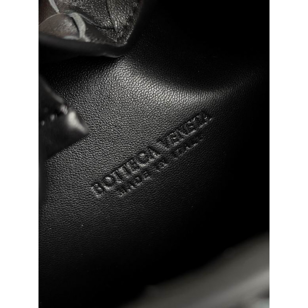 Bottega veneta Small Parachute bag 21x17x16,5cm Bags