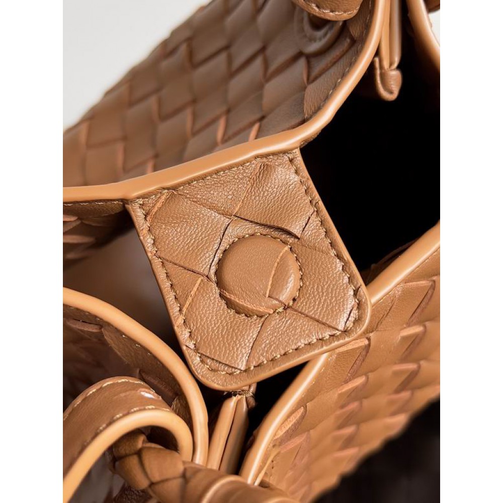 Bottega veneta Small Parachute bag 21x17x16,5cm Bags