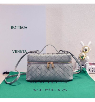 Bottega veneta Bang Bang Vanity Case 23x12.5x4cm