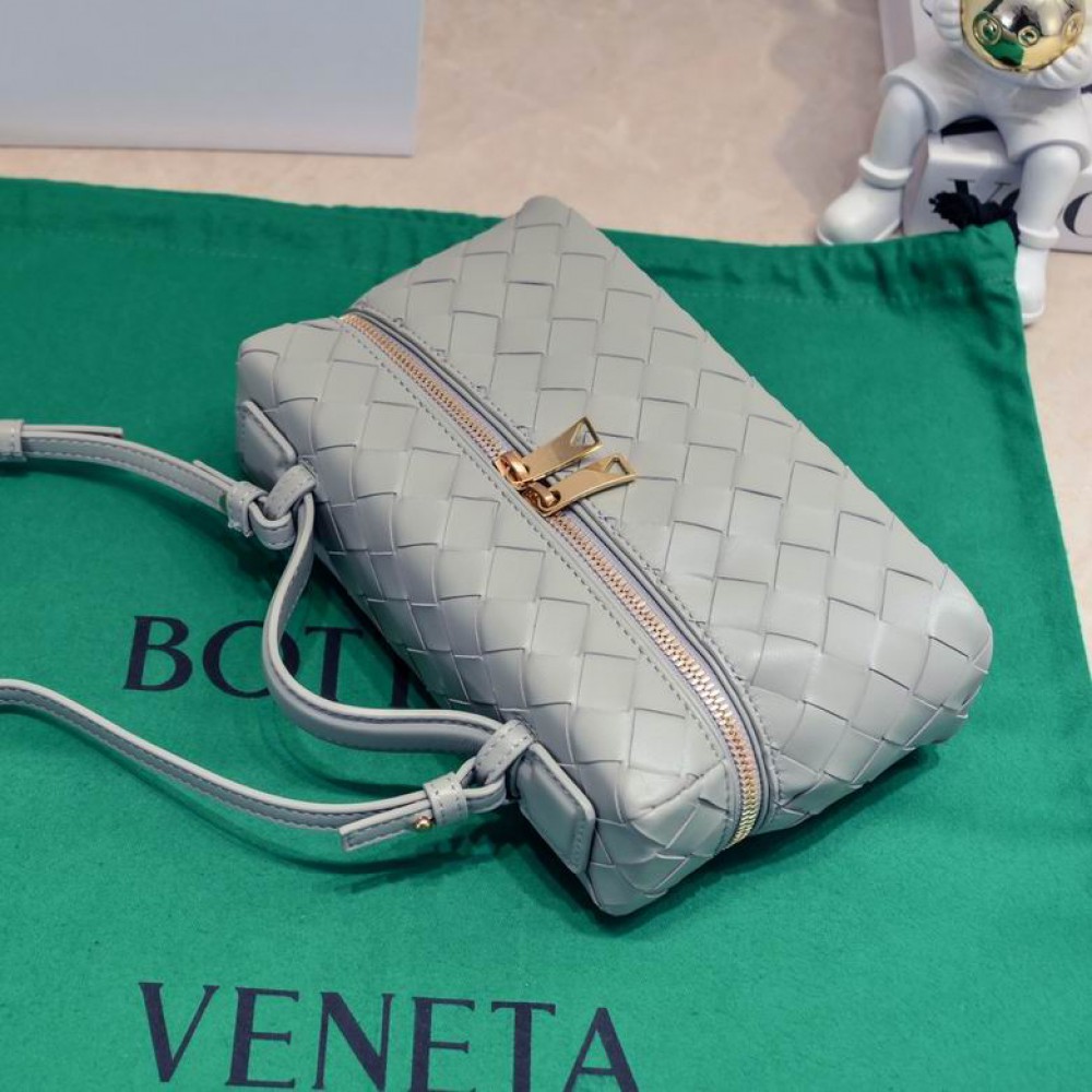 Bottega veneta Bang Bang Vanity Case 23x12.5x4cm Bags