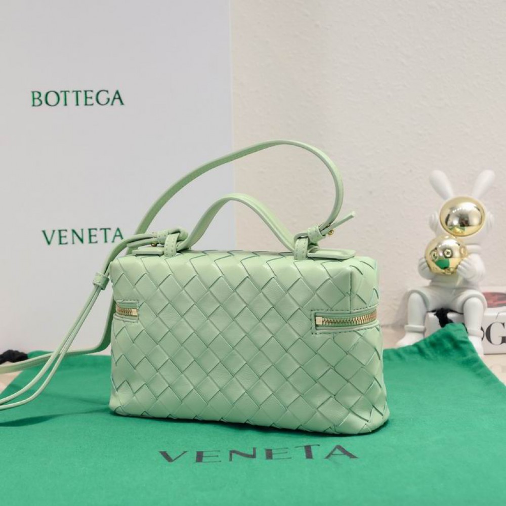 Bottega veneta Bang Bang Vanity Case 23x12.5x4cm Bags