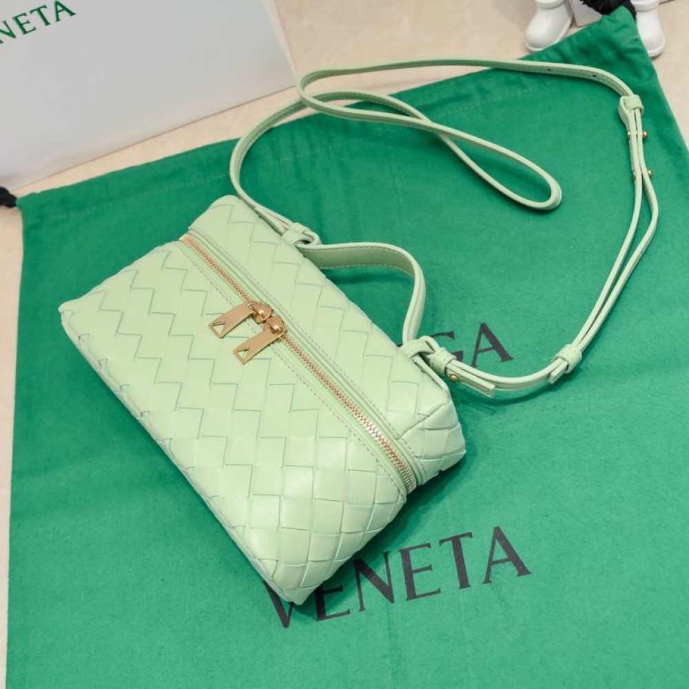 Bottega veneta Bang Bang Vanity Case 23x12.5x4cm Bags