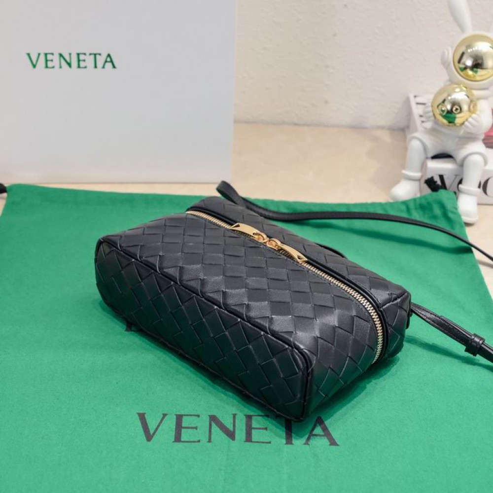 Bottega veneta Bang Bang Vanity Case 23x12.5x4cm Bags