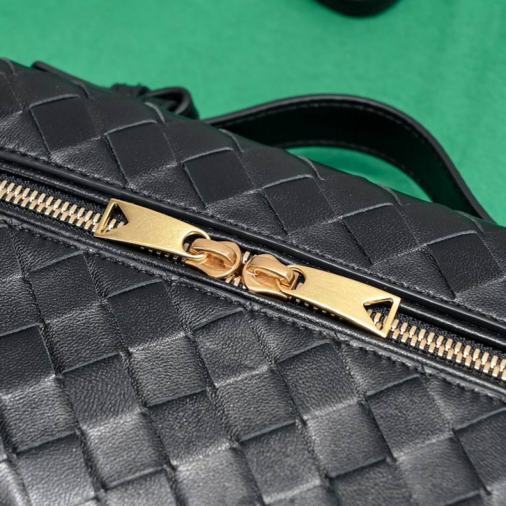 Bottega veneta Bang Bang Vanity Case 23x12.5x4cm Bags