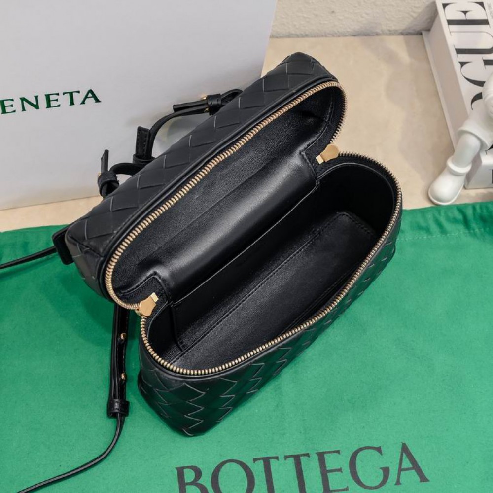 Bottega veneta Bang Bang Vanity Case 23x12.5x4cm Bags