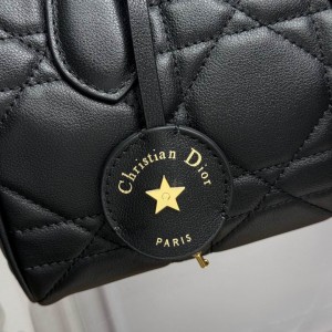 Dior Groove 20 Bag 20.5 x 13.5 x 12 cm Bags