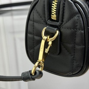 Dior Groove 16 Mini Bag 17 x 10 x 8 cm Bags