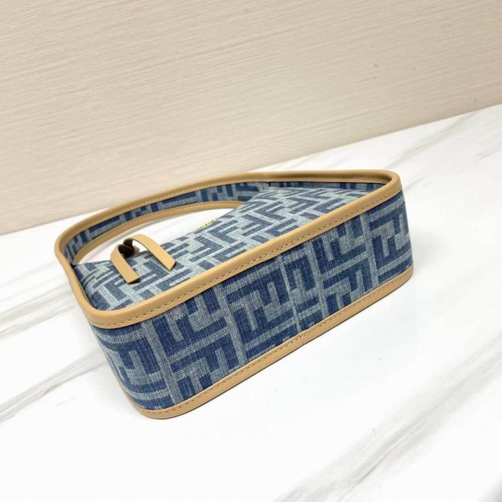 Fendi Mini Fendessence 20.5x7x28cm Bags