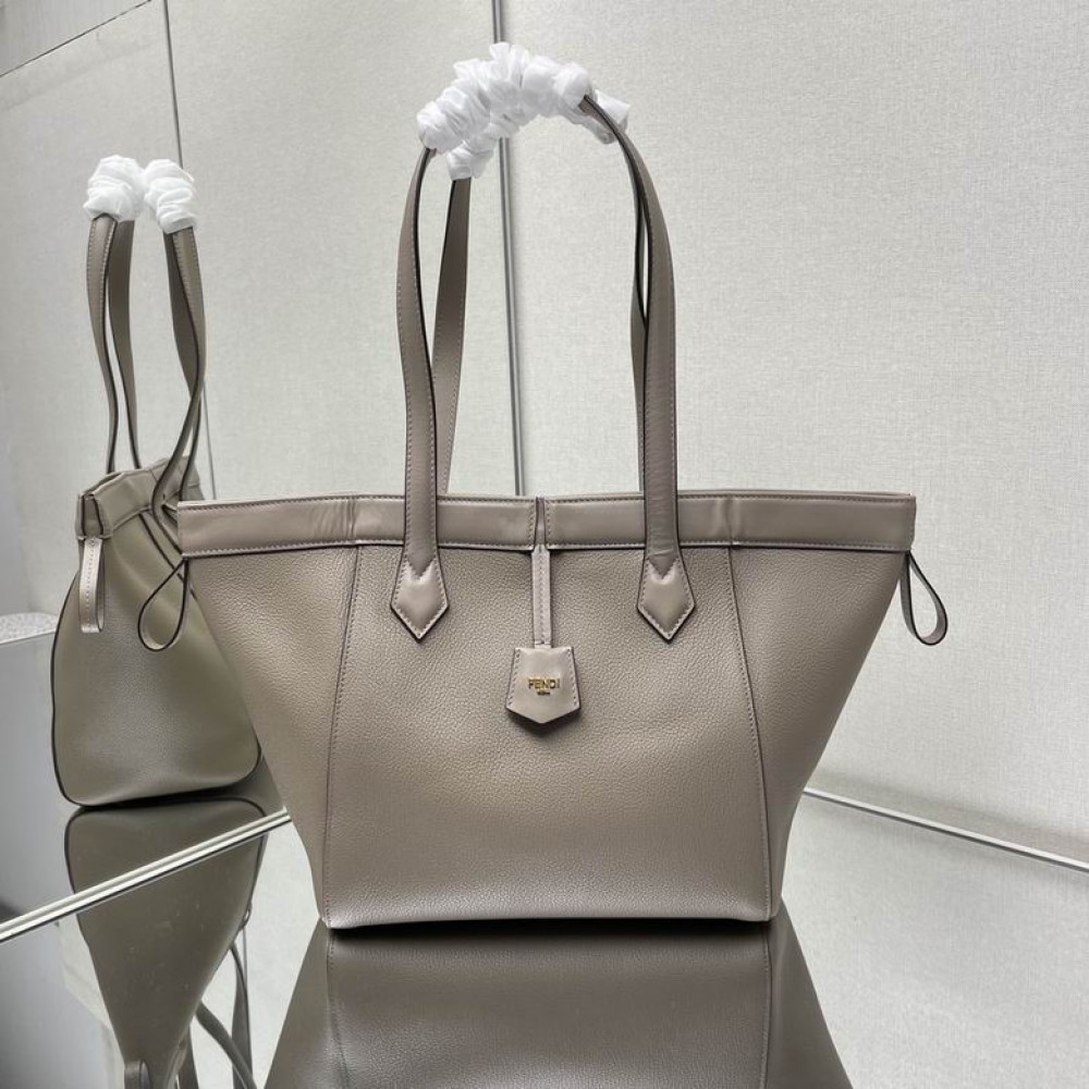 Fendi Origami Medium 27x27x16cm Bags