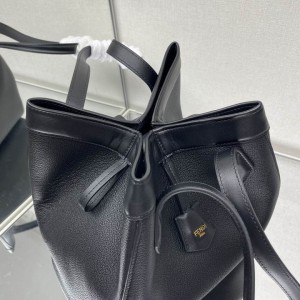 Fendi Origami Medium 27x27x16cm Bags