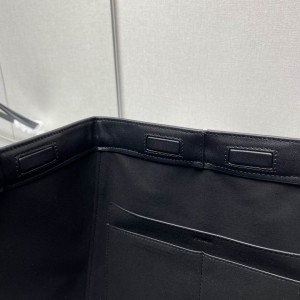 Fendi Origami Medium 27x27x16cm Bags