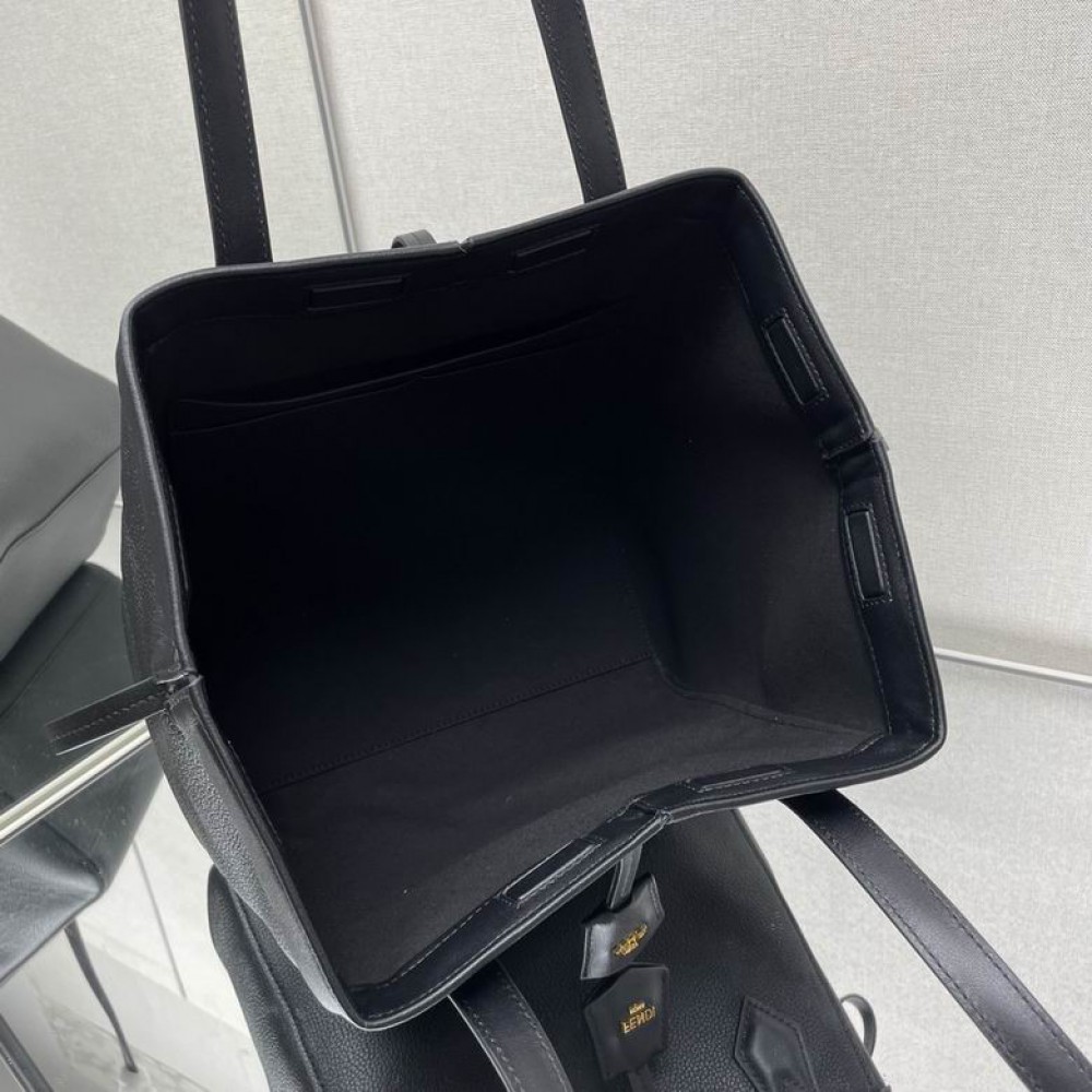 Fendi Origami Medium 27x27x16cm Bags