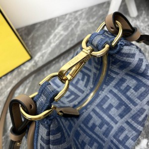 Fendi graphy 20x13x7.5cm Bags