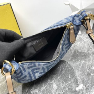 Fendi graphy 20x13x7.5cm Bags