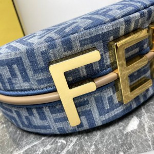 Fendi graphy 29x24.5x10cm Bags