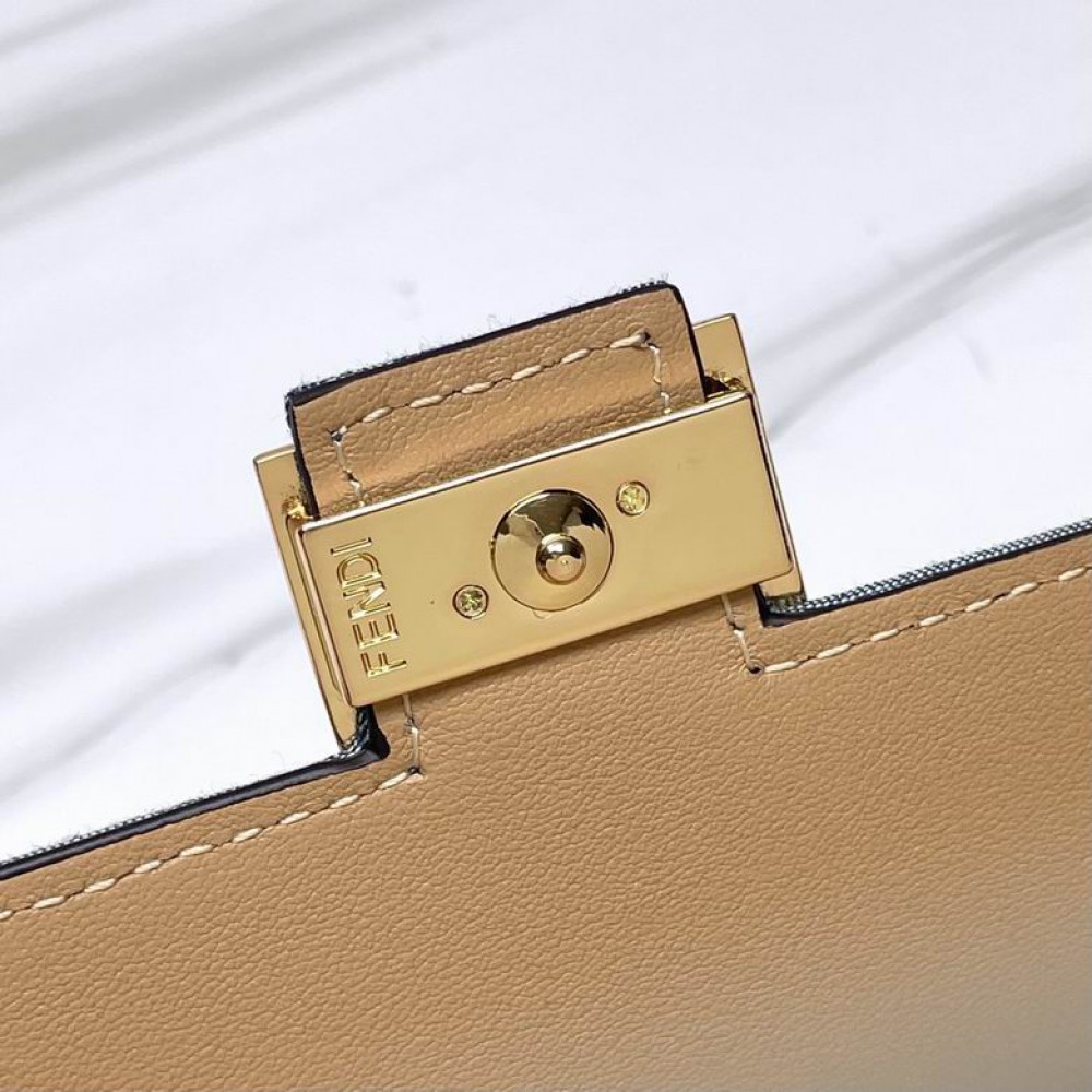 Fendi baguette 21x5x11.5cm Bags