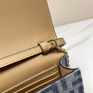 Fendi baguette 21x5x11.5cm Bags