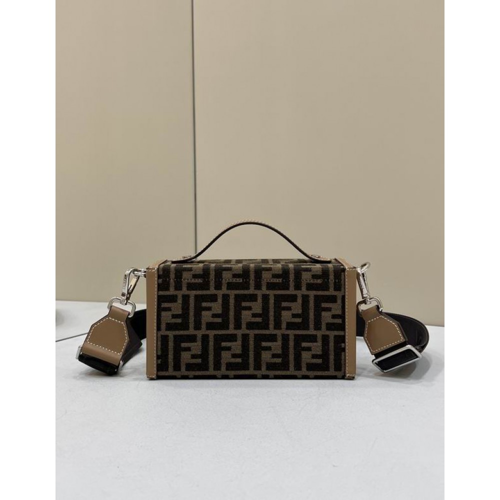 Fendi baguette 21.5x6.5x12cm Bags