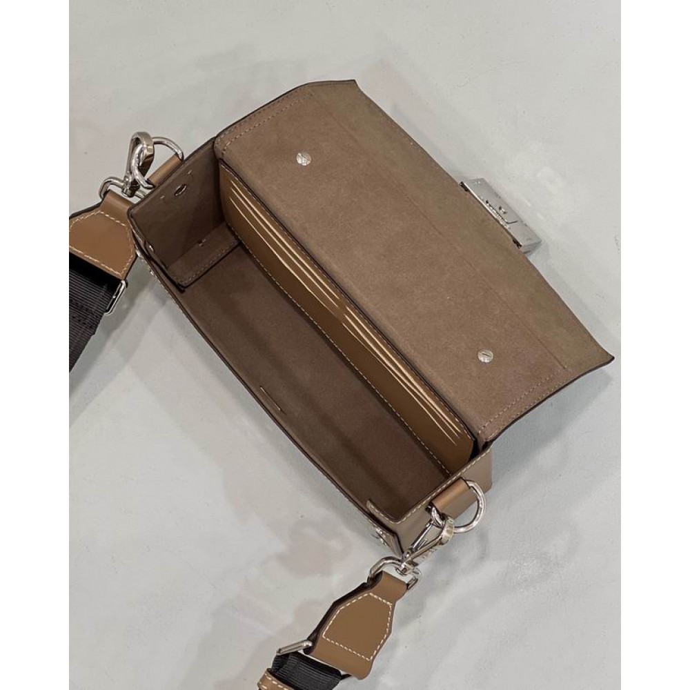 Fendi baguette 21.5x6.5x12cm Bags