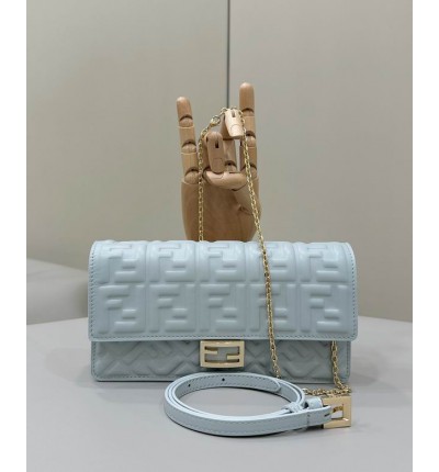 Fendi baguette 21x5x11.5cm