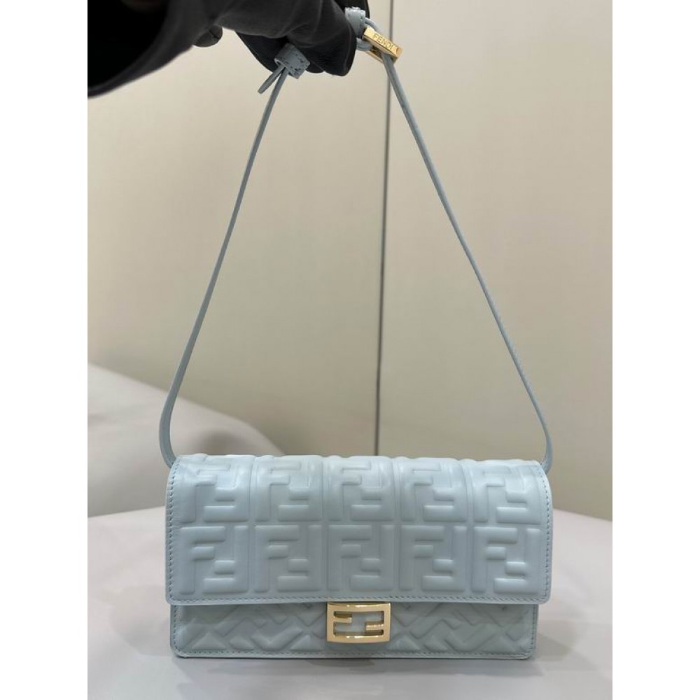 Fendi baguette 21x5x11.5cm Bags