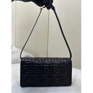 Fendi baguette 21x5x11.5cm Bags