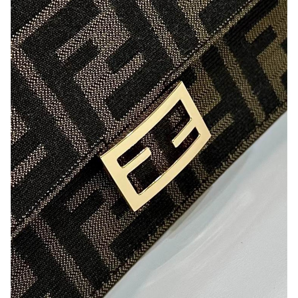 Fendi baguette 21x5x11.5cm Bags