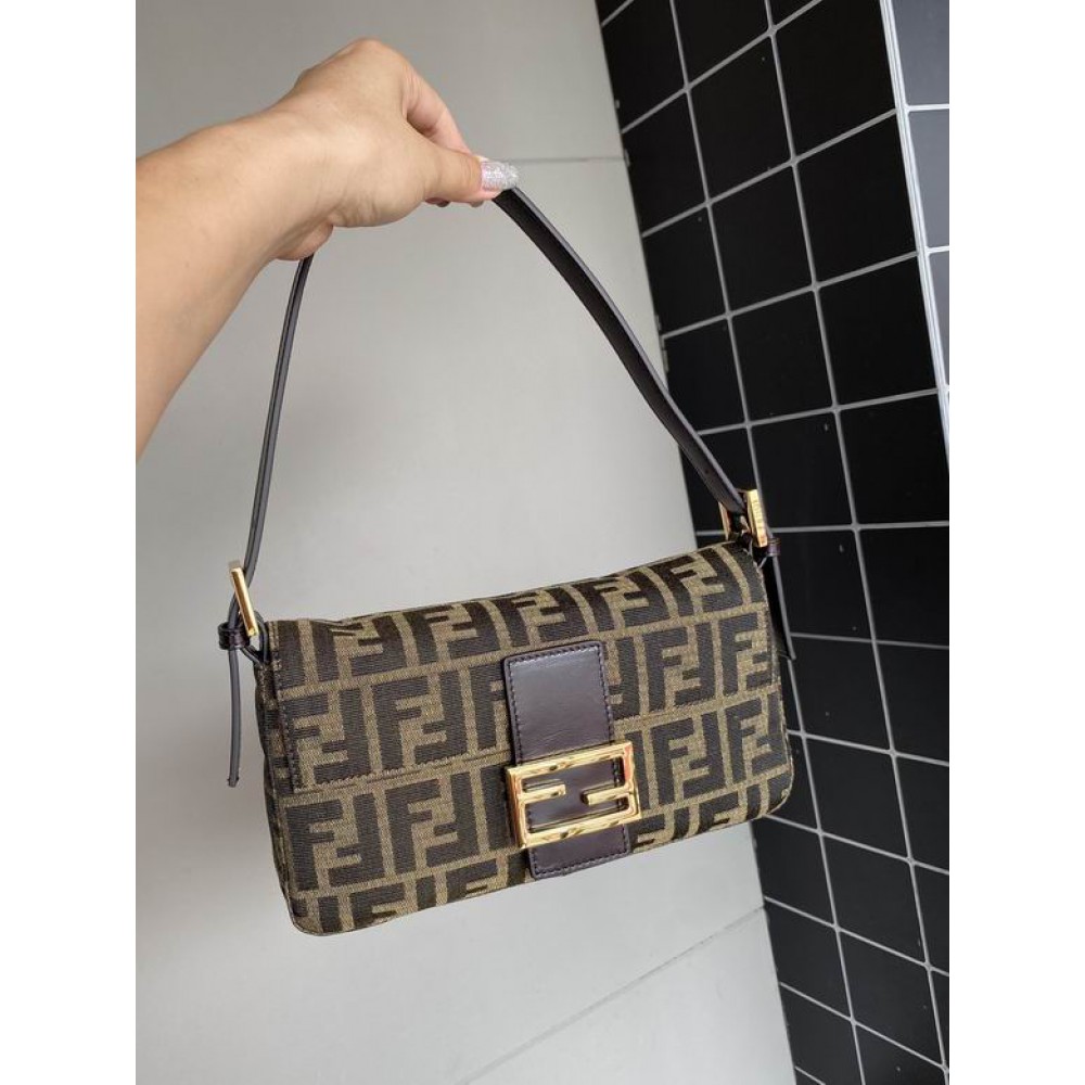 Fendi baguette 26x15x4cm Bags