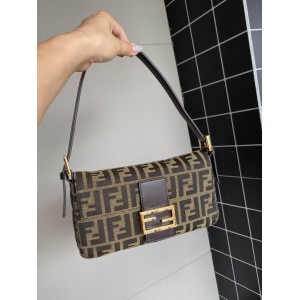 Fendi baguette 26x15x4cm Bags