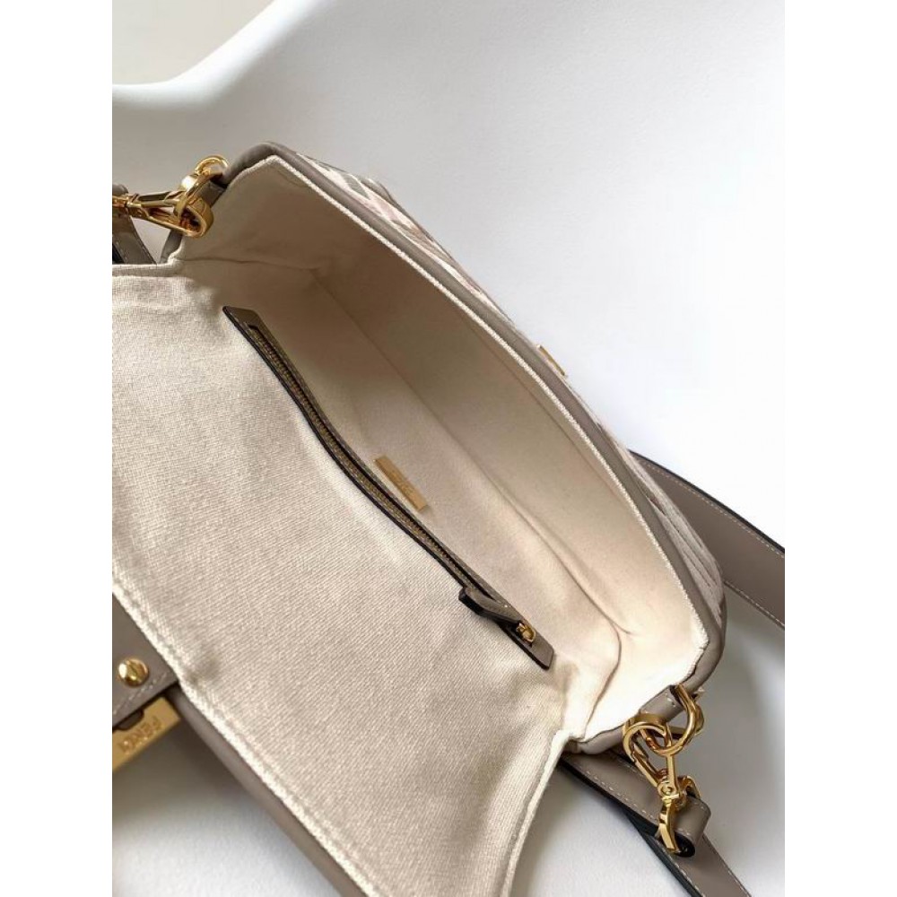 Fendi baguette 27x6x15cm Bags