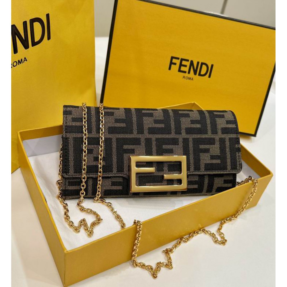 Fendi baguette 19x3x9cm Bags