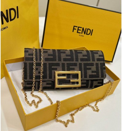 Fendi baguette 19x3x9cm