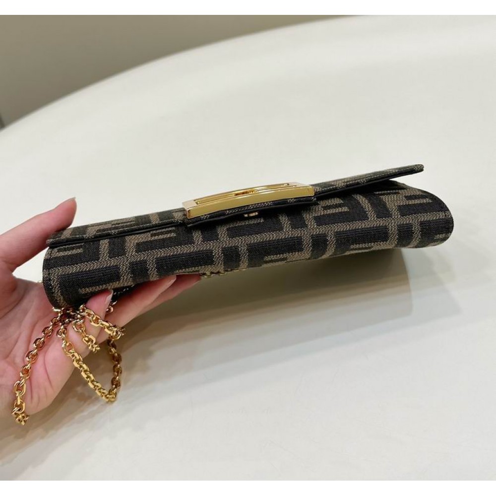 Fendi baguette 19x3x9cm Bags