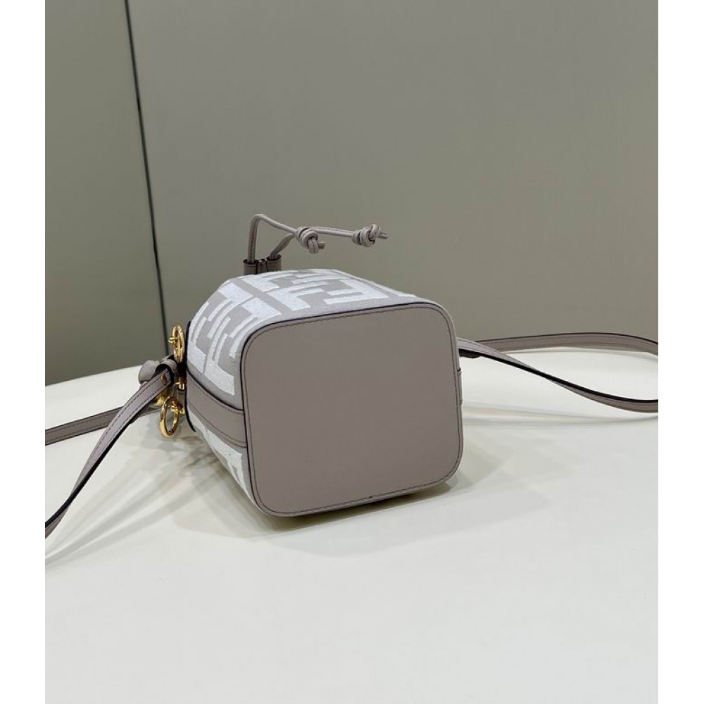 Fendi Mon Tresor 18x12x10cm Bags