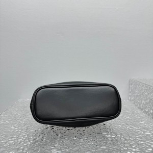 Jacquemus Le petit Calino 22.5x16.5x8.5cm Bags