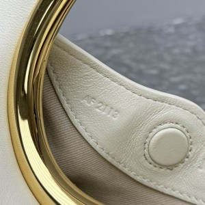 Jacquemus Le petit Calino 22.5x16.5x8.5cm Bags