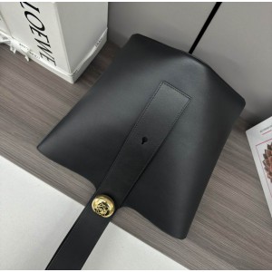 Loewe pebble bucket 24.5x23.5x28cm Bags